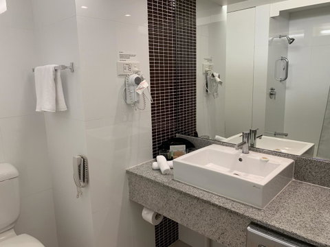 The Sydney Boulevard Hotel - Tourism Cairns 5