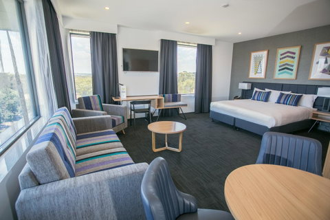 Alpha Hotel Eastern Creek - Tourism Cairns 36
