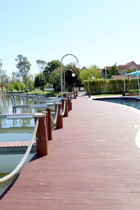 Yarrawonga Waterfront Apartments - Tourism Cairns 2