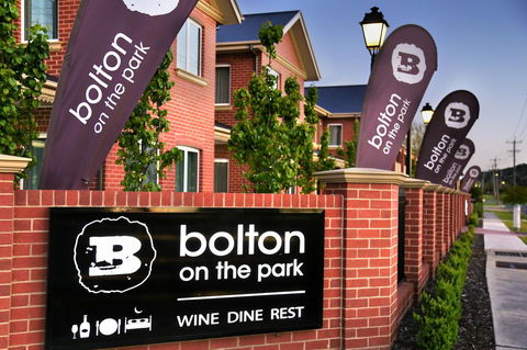 Best Western Plus Bolton On The Park - Tourism Cairns 2