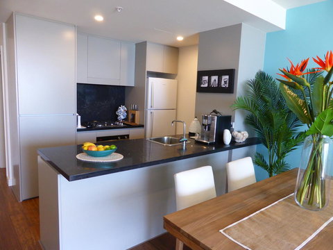 Arena Luxury Beachfront Apartment - Tourism Cairns 17