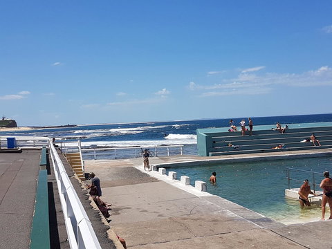 Arena Luxury Beachfront Apartment - Tourism Cairns 8