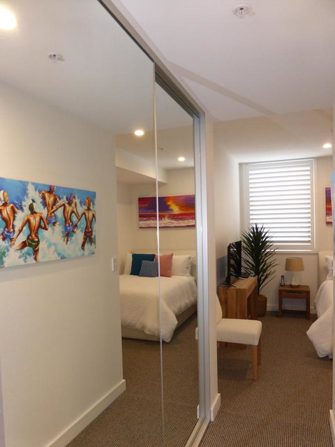 Arena Luxury Beachfront Apartment - Tourism Cairns 28