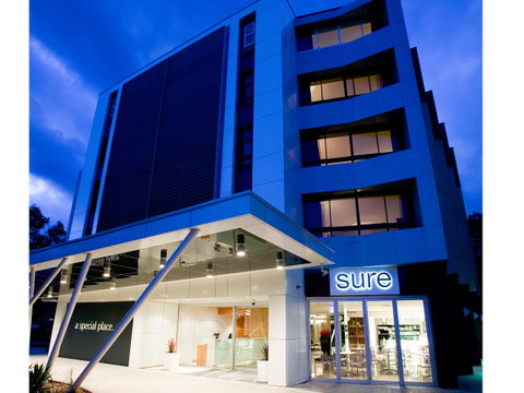 Hotel Urban St Leonards - Tourism Cairns 0