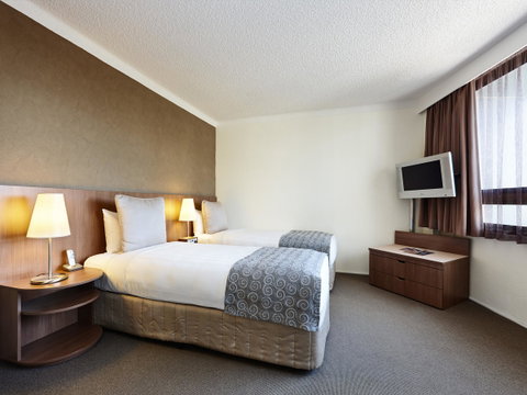 Hotel Urban St Leonards - Tourism Cairns 14
