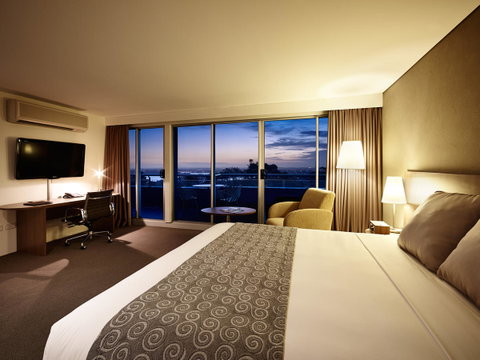 Hotel Urban St Leonards - Tourism Cairns 4