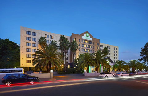 Holiday Inn Parramatta, An IHG Hotel - Tourism Cairns 9