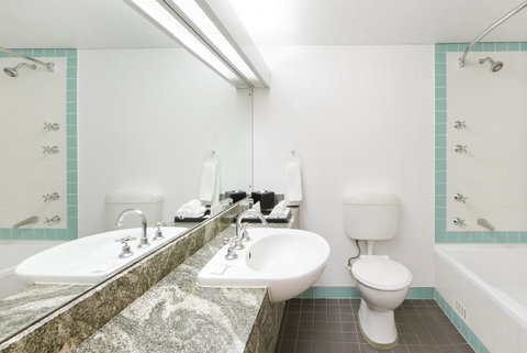 Holiday Inn Parramatta, An IHG Hotel - Tourism Cairns 7