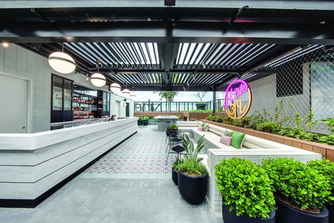 Vibe Hotel Sydney Darling Harbour - Tourism Cairns 9