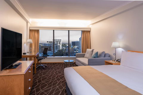 Crowne Plaza Sydney Airport, An IHG Hotel - Tourism Cairns 3