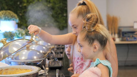 Crowne Plaza Sydney Airport, An IHG Hotel - Tourism Cairns 5