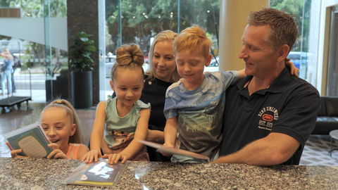 Crowne Plaza Sydney Airport, An IHG Hotel - Tourism Cairns 43