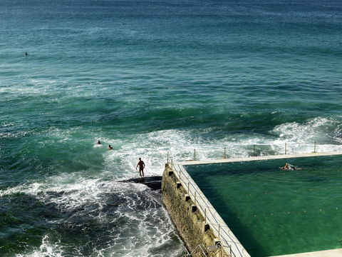 QT Bondi - Tourism Cairns 21