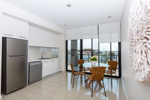 The Penthouse - Tourism Cairns 3