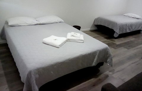 Appin Village Motel - Tourism Cairns 3