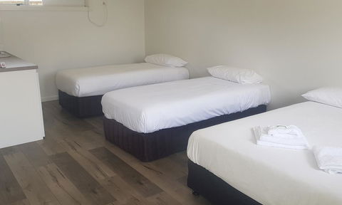 Appin Village Motel - Tourism Cairns 19