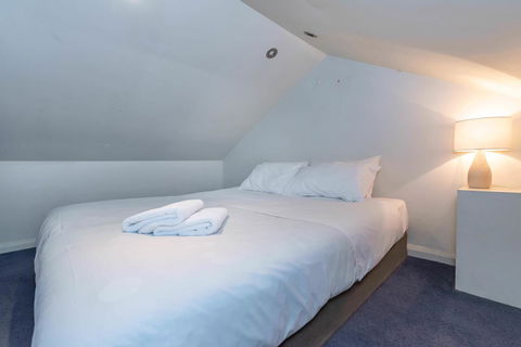 2 Bed House + Loft In Pyrmont - Tourism Cairns 16