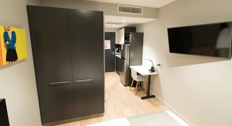 Studio 8 Residences - Adults Only - Tourism Cairns 12