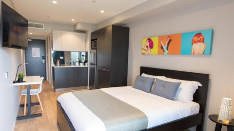 Studio 8 Residences - Adults Only - Tourism Cairns 1