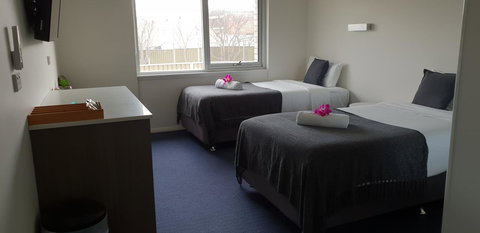 Carlton Suites - Tourism Cairns 10