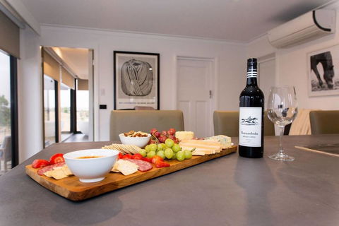 Belisi Farmstay Cottage - Tourism Cairns 8