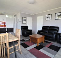 Beachfront 3 25 Willow Street - Tourism Cairns