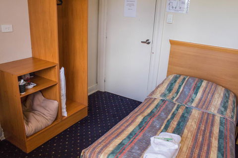 Gardners Inn Hotel - Tourism Cairns 41