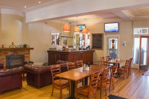 Gardners Inn Hotel - Tourism Cairns 9