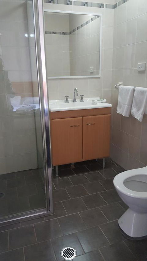 Gardners Inn Hotel - Tourism Cairns 44