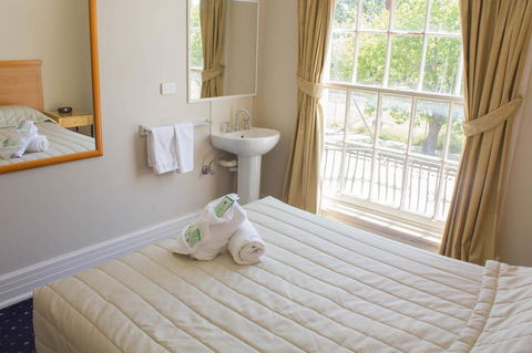 Gardners Inn Hotel - Tourism Cairns 35