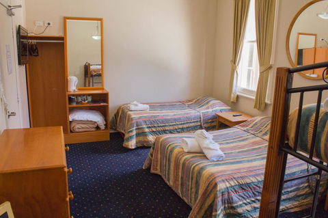 Gardners Inn Hotel - Tourism Cairns 21
