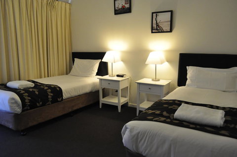 Albury Burvale Motor Inn - Tourism Cairns 24