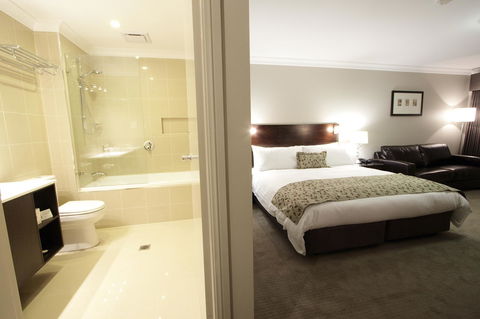 Carlyle Suites & Apartments - Tourism Cairns 10