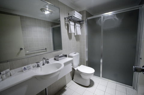 Carlyle Suites & Apartments - Tourism Cairns 7