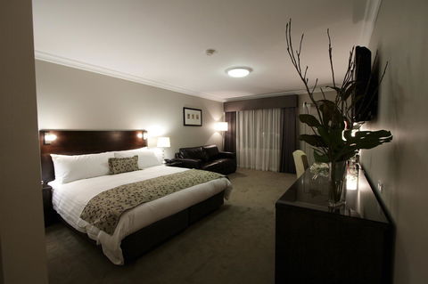 Carlyle Suites & Apartments - Tourism Cairns 3