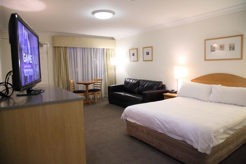 Carlyle Suites & Apartments - Tourism Cairns 17