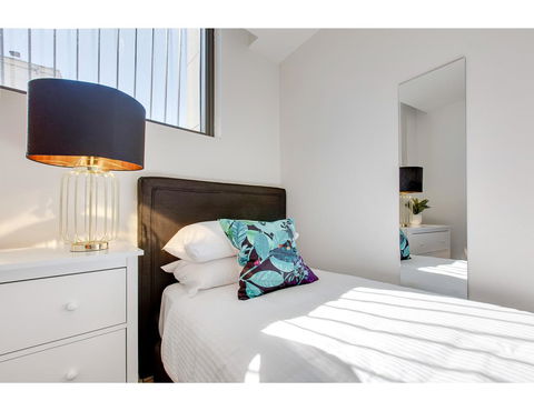 Walk To The Convention Centre, Casino, City - Tourism Cairns 6