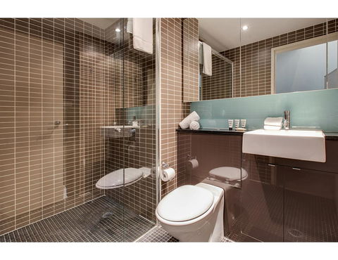 Walk To The Convention Centre, Casino, City - Tourism Cairns 5