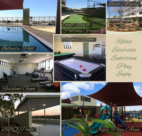 Nomikis\'On The Avenue - Tourism Cairns 3