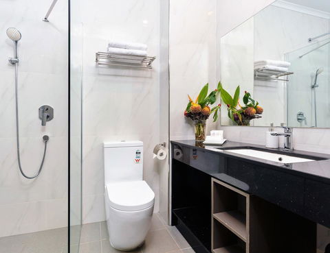 Darwin City Hotel - Tourism Cairns 24
