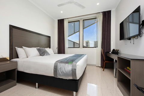 Darwin City Hotel - Tourism Cairns 1