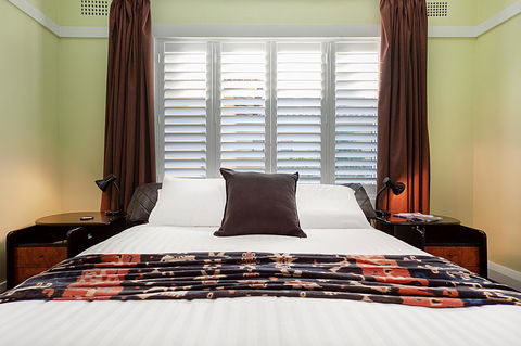 Art Deco Apartment With Breathtaking Water Views - Tourism Cairns 10