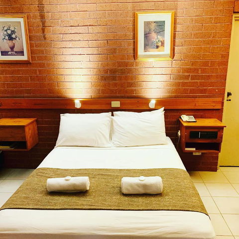 Pine Tree Motel - Tourism Cairns 18
