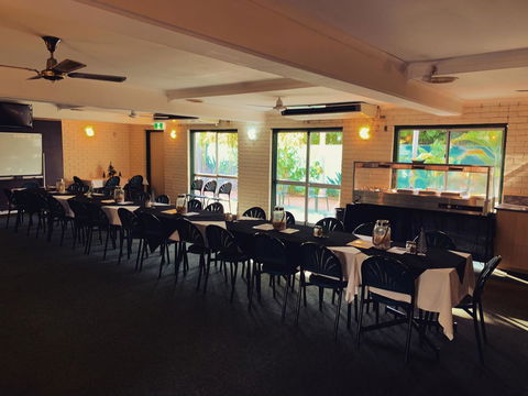 Pine Tree Motel - Tourism Cairns 39