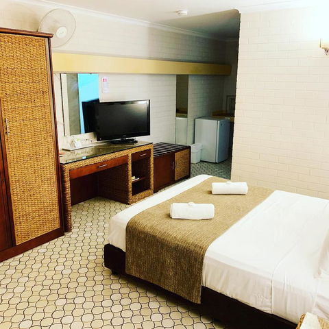 Pine Tree Motel - Tourism Cairns 26