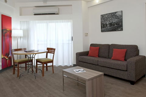Novotel Darwin CBD - Tourism Cairns 8