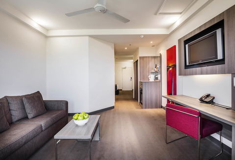 Novotel Darwin CBD - Tourism Cairns 15