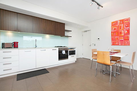 Darwin Waterfront Luxury Suites - Tourism Cairns 4