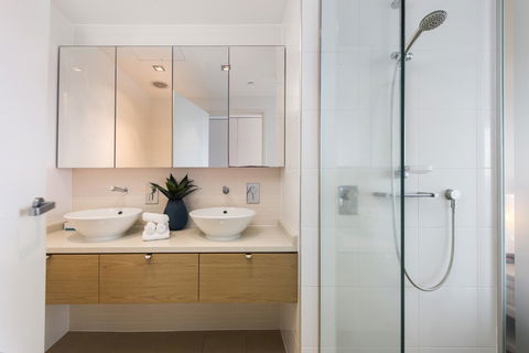 Darwin Waterfront Luxury Suites - Tourism Cairns 33