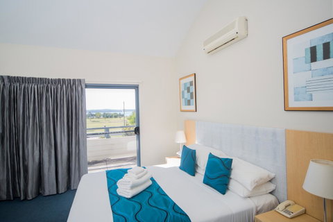 Corrigans Cove - Tourism Cairns 4